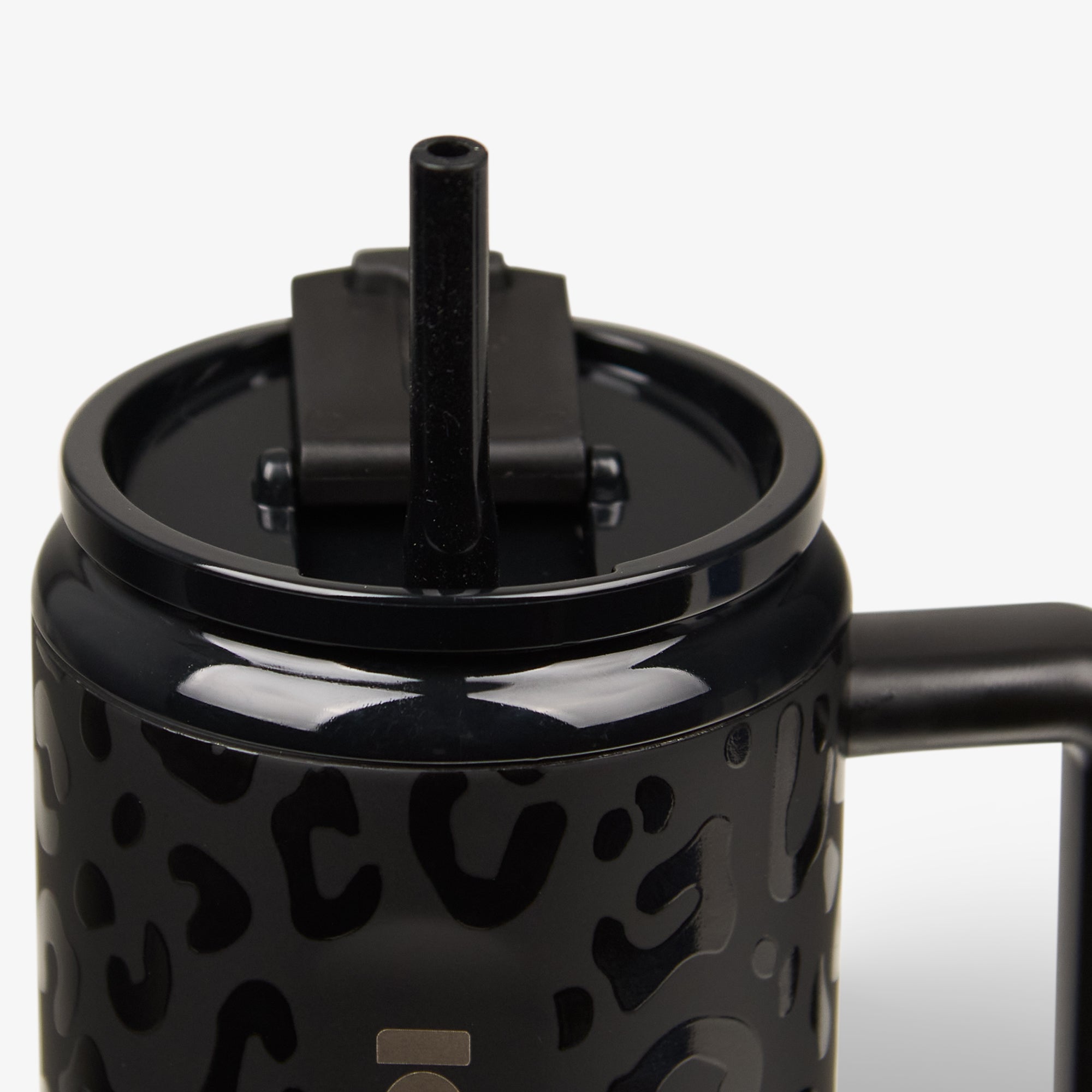 NFL 32 Oz Leopard Flip ‘n’ Sip Travel Mug - Image 54